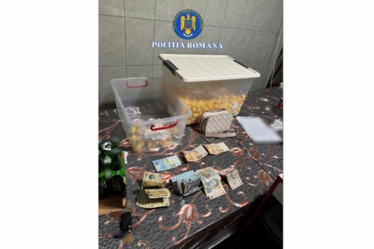 Tombole online, cu premii constând în cabaline și autoturisme. Participanții plăteau o taxă de participare featured image