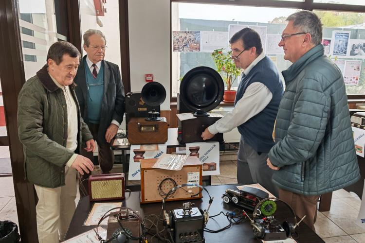 Expoziție de radiouri la Casa de Ajutor Reciproc a Pensionarilor „Ana Aslan” Brăila featured image