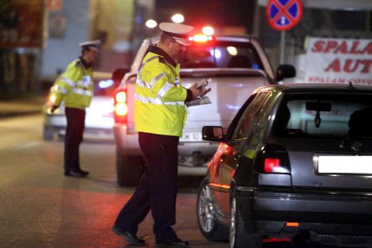 Inconștiența unor șoferi! S au urcat la volan fără permis sau cu permisul suspendat featured image