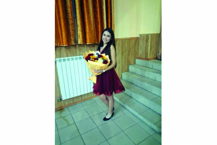 Alexia Yrene, fata cu 100 de premii și trofee featured image