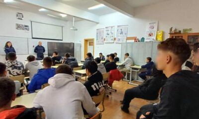 Droguri, trafic și rețele sociale. Polițiștii și jandarmii brăileni, alături de elevi featured image