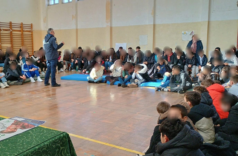 17politisti Scoala Altfel3