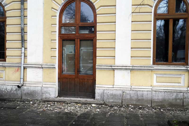 Pericol public lângă liceul Murgoci