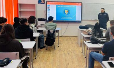 Elevii de la Liceul de Arte, față în față cu jandarmii