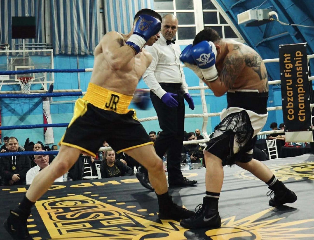 Robert Jitaru, victorie prin KO tehnic la profesioniști