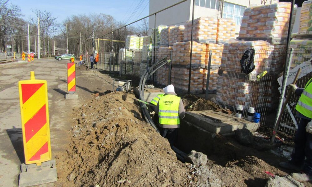 S-au reluat lucrările pe șantierul de pe strada Grigore Alexandrescu