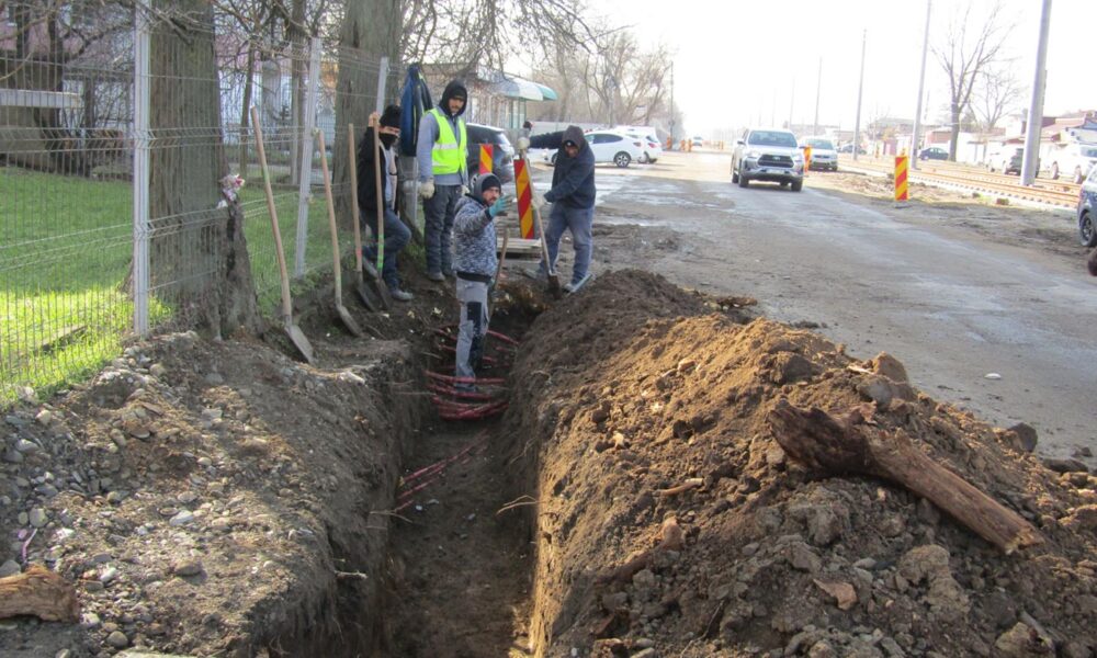 S-au reluat lucrările pe șantierul de pe strada Grigore Alexandrescu