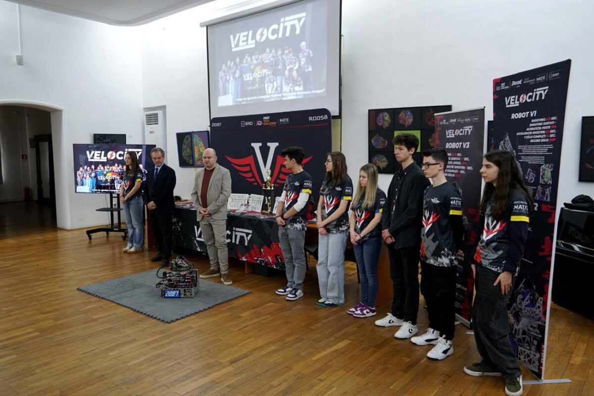 ”Generația care ne reprezintă” - echipa Velocity, în prim-plan la Muzeul Brăilei înainte de plecarea la Mondialul din SUA