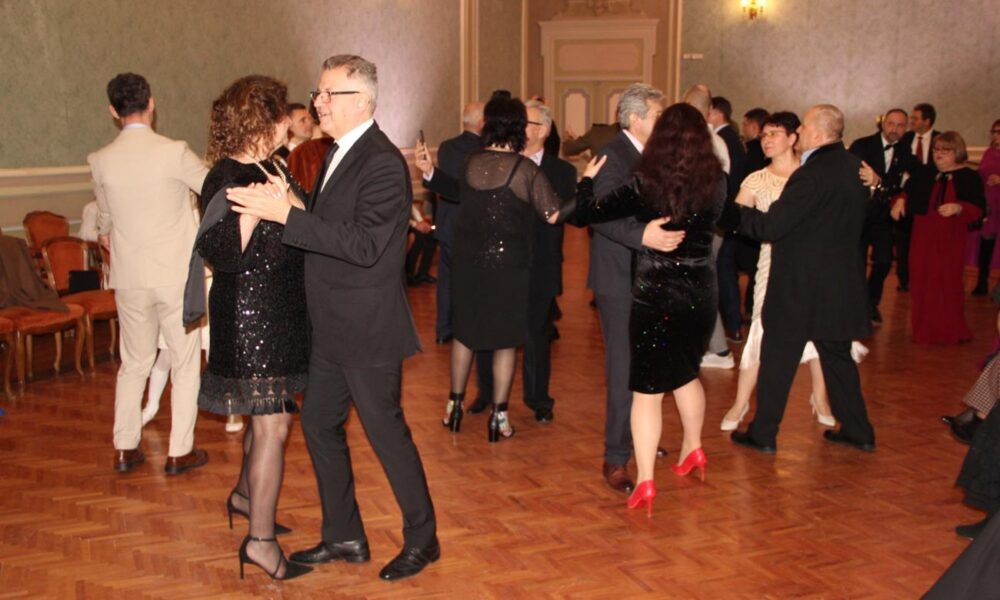 Balul Mărțișorului, un eveniment cu parfum de epocă
