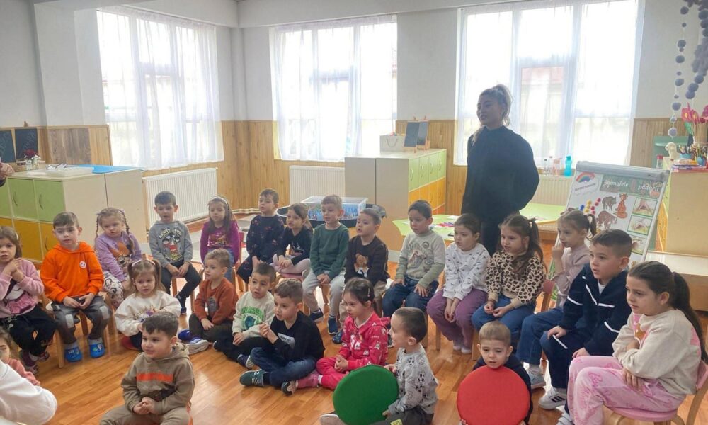 Proiecte mari pentru cei mici. Primarul din Cazasu mizează pe educație