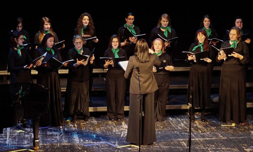 Armonifest, un regal de muzică corală pe scena teatrului brăilean