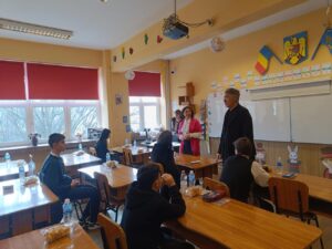 Peste 300 de elevi brăileni prezenți la etapa județeană a Olimpiadei de Religie