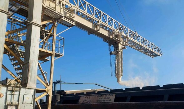 Silozul din port, reclamat în mod repetat că poluează mediul