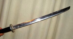 Vânzător de droguri ”căsăpit” de clienți supărați că le-a dat marfă proastă