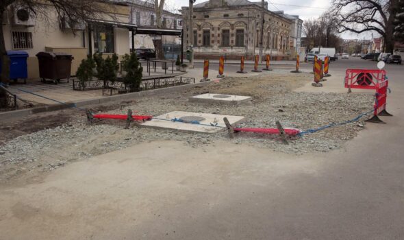 Reparațiile din intersecția Plevnei cu Gării, finalizate ”mâine – poimâine”