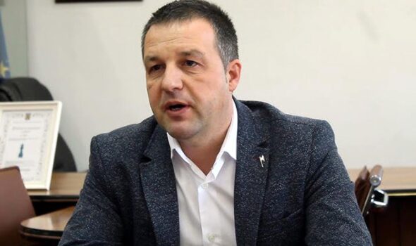 Dragomir: „Nu primarii au impus taxe atât de mari”