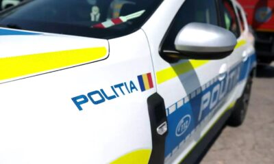 Costel, din Șuțești, a încercat să fugă de echipajul de poliție, dar le-a lovit mașina. Nu avea permis de conducere