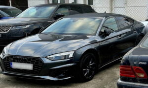 Autoturisme de lux, căutate de autorităţile din alte state, descoperite la graniţă, în România