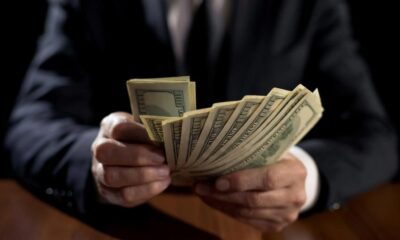 Șase români în clasamentul miliardarilor în Topul Forbes 2026