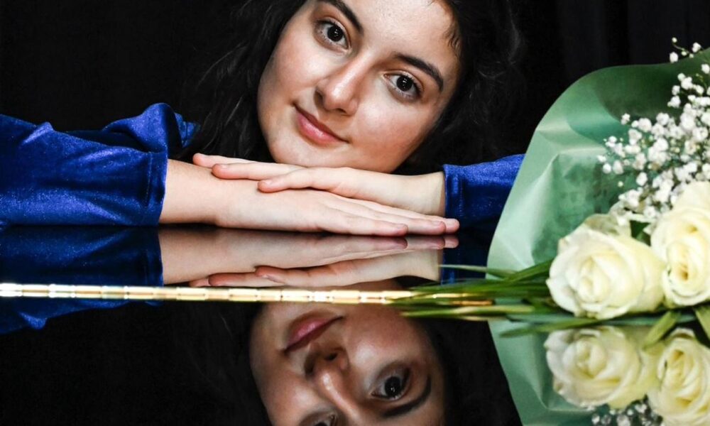 Olimpică la Psihologie, pianistă de succes! Sara Adriana Leu, o artistă completă