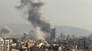 Iran își cere scuze pentru atacurile asupra țărilor vecine, dar avertizează că rachetele pot reveni