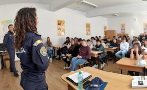 Implicarea polițiștilor în siguranța elevilor Școlii ”Ecaterina Teodoroiu” din Brăila