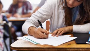 Simulare Evaluare Națională 2026: care au fost subiectele la limba română