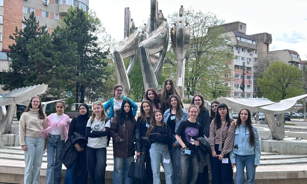 Erasmus+ aduce Europa la ”Bălcescu”: tineri din patru țări, uniți de grija pentru viitor
