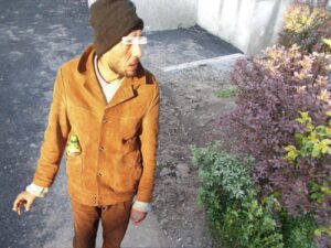 Brăilean surprins după ce a furat puieți de buxus din spațiul verde și încerca să îi vândă în Piața Halelor