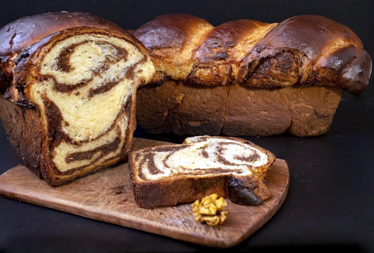 De ce s-a scumpit cozonacul în 2026 chiar dacă ingredientele sunt mai ieftine