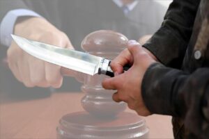 Crima din Port. Condamnarea minorului care a lovit cu cuțitul