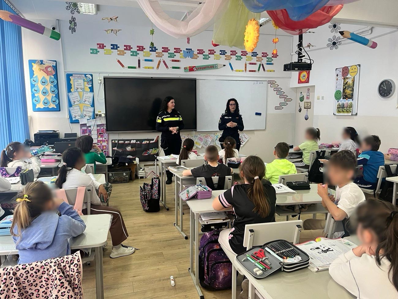 Educație pentru siguranța elevilor. Despre riscurile din mediul digital