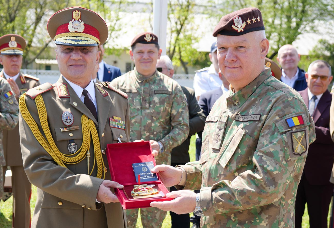 După aproape 40 de ani sub drapel, generalul Sorin Călin, comandantul Brigăzii 10 Geniu Brăila, a trecut în rezervă