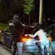 Razii la țară! Într-un autoturism s-au găsit bare metalice și un cuțit, iar un șofer a fugit de polițiști