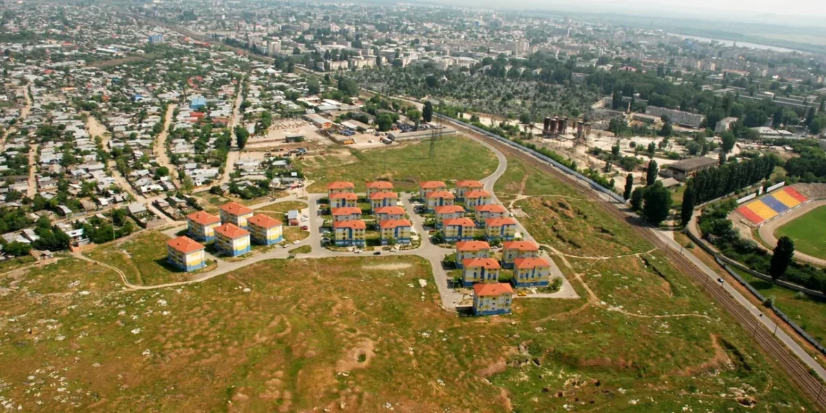 Terenuri de sport și locuri de joacă în Lacu Dulce