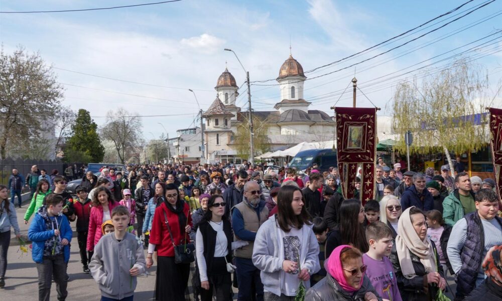 Sute de brăileni au participat la Pelerinajul de Florii