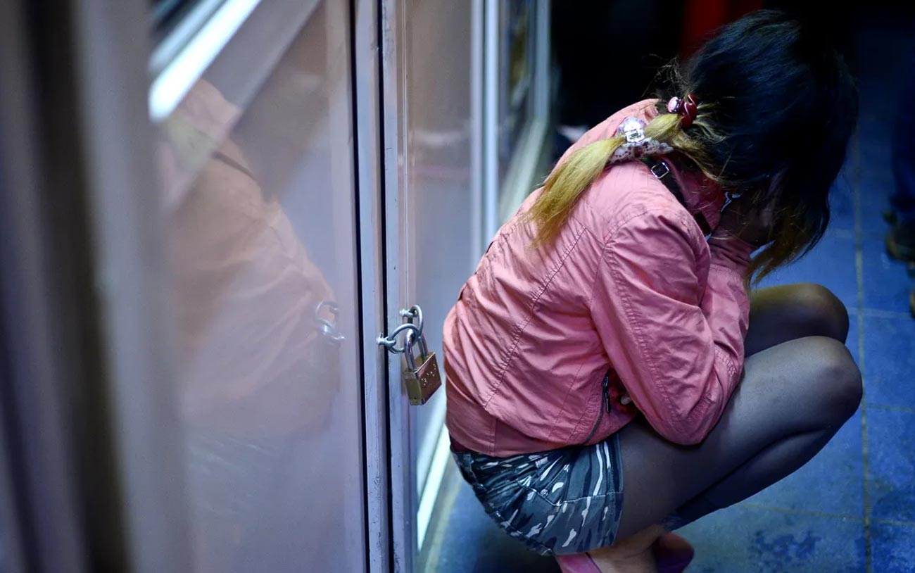 Proxenet de 50.000 euro pe an