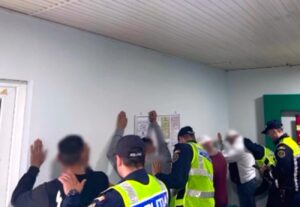 Polițiști în acțiune de week-end. Aproape 500 de persoane legitimate și amenzi de peste 20.900 lei