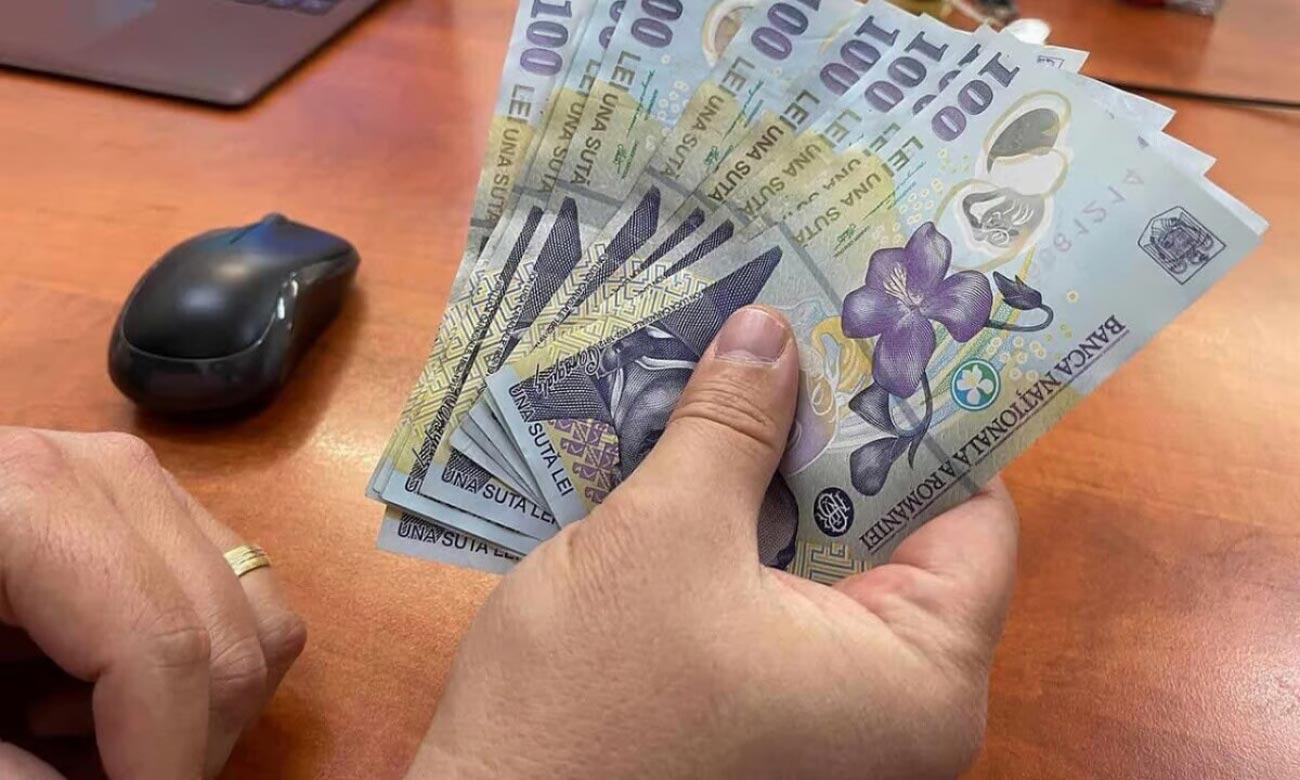 Bani lunar timp de 2 ani pentru tinerii din Brăila care se angajează pentru prima dată