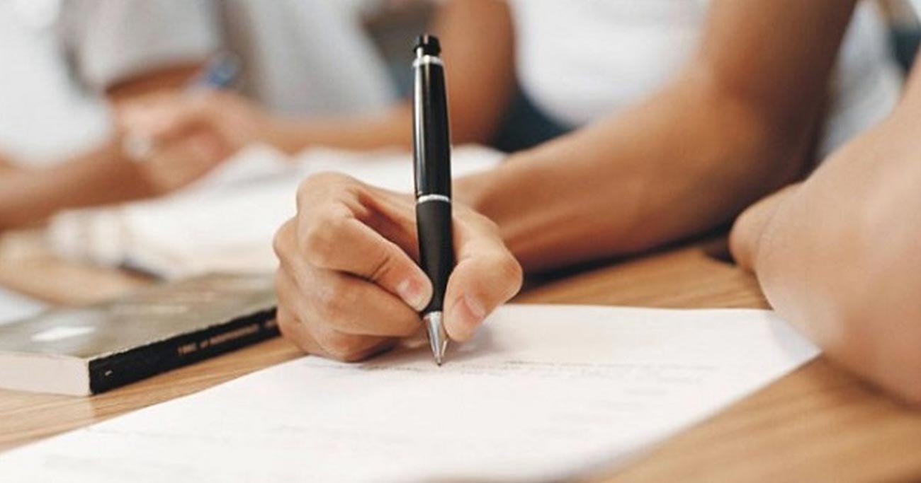 Trei handbaliste de la HC Dunărea Brăila schimbă mingea pe foaia de examen – începe Bcalaureatul special