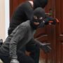 Dreptate pentru bătrâna violată din Ciocile. Toți inculpații au ajuns în arest