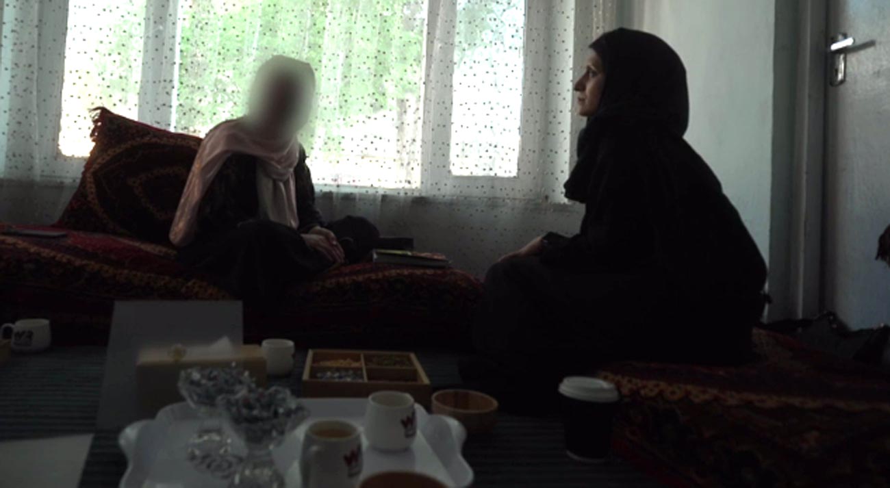 A fugit sute de kilometri pentru a scăpa de o căsătorie forțată. Povestea unei tinere din Afganistan