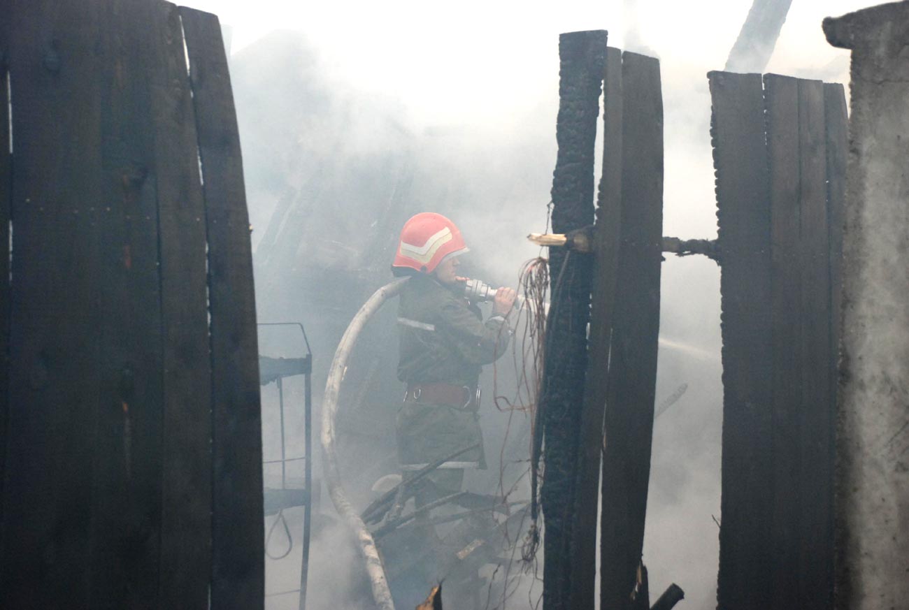 Administrația Dragomir. Ajutor de urgență pentru o familie a cărei locuință a fost grav afectată de un incendiu