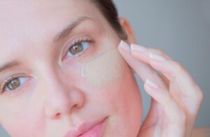 Cum alegi un BB cream potrivit pentru acoperire naturală