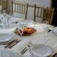 „Taxa zgârcitului” provoacă nemulțumiri în restaurantele din Austria. Cât plătesc turiștii în plus pentru o farfurie goală la masă