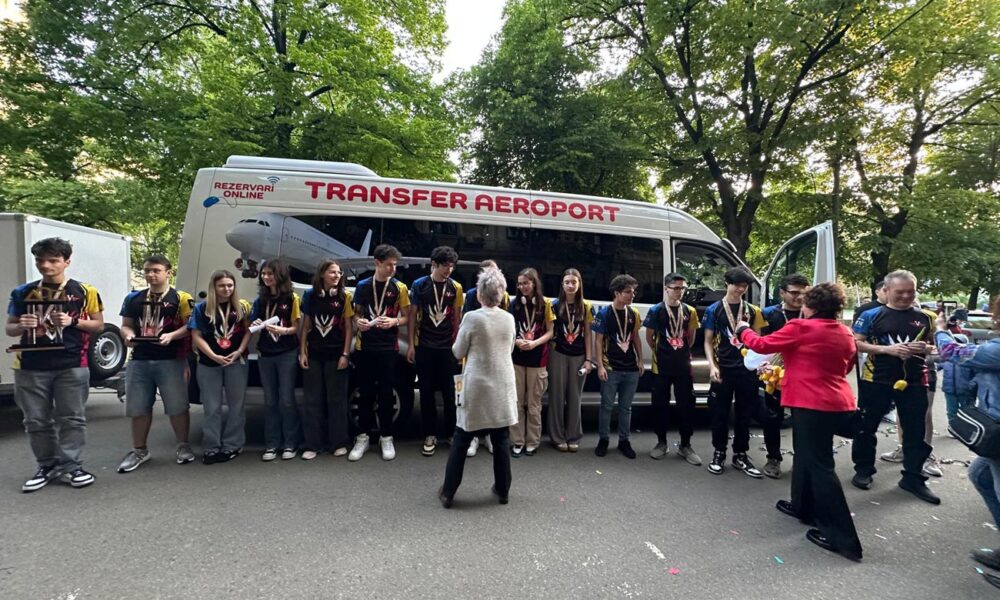 Opriți în trafic... pentru aplauze. Revenirea campionilor mondiali la Brăila