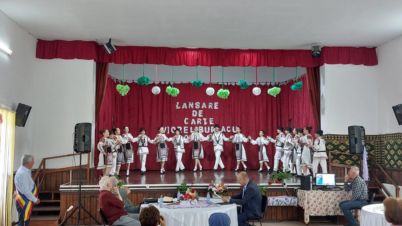 Comuna Gemenele. Începuturi