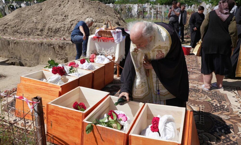 Încă 23 de martiri uciși de regimul comunist, găsiți în Insula Mare a Brăilei