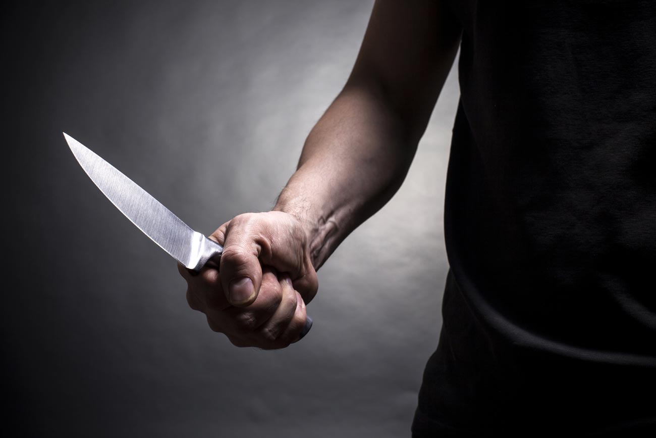 Tentativa de omor de la Movila Miresii. Condamnare pentru tânărul care i-a înfipt cuțitul în gât unui consătean