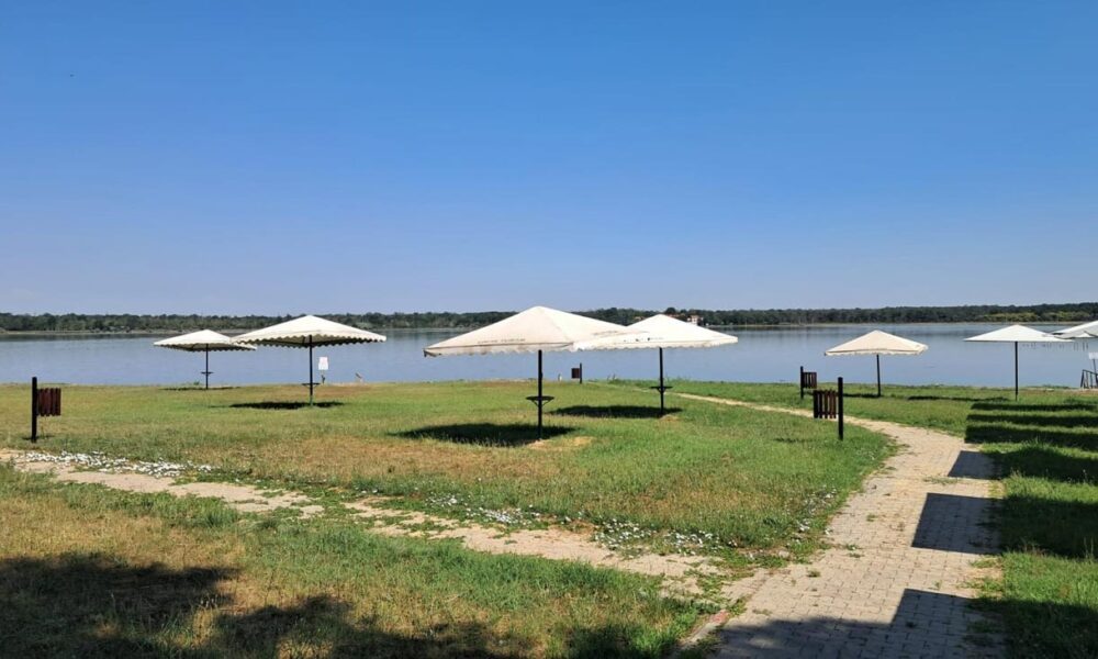Premieră istorică: plaja mare din Lacu Sărat rămâne închisă